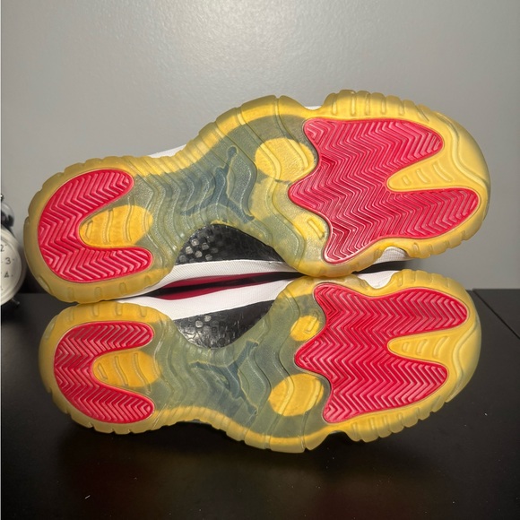 Size 9 - Jordan 11 Retro High Win Like '96 - Picture 5 of 7